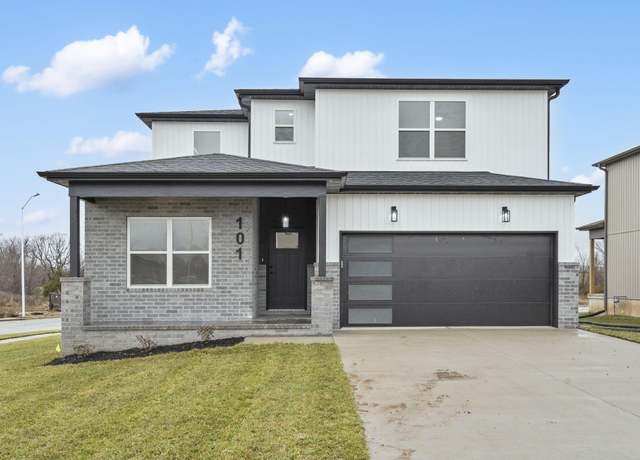 Property at 106 E Acacia Cir, Clever, MO 65631, 4 beds, 4.5 baths