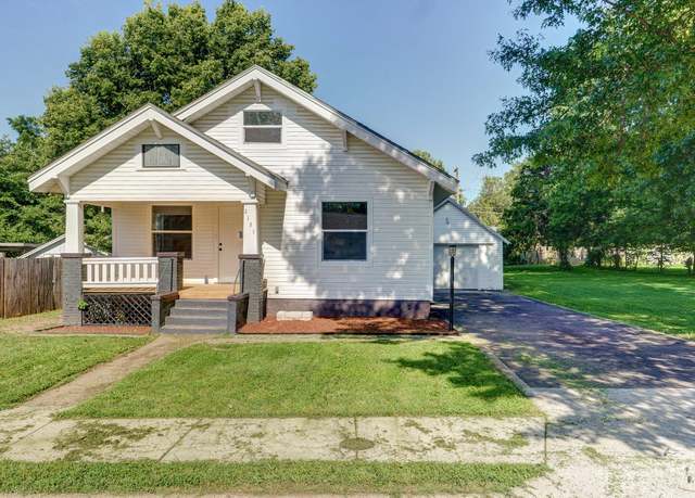 Property at 2131 N Pickwick Ave, Springfield, MO 65803, 3 beds, 2 baths