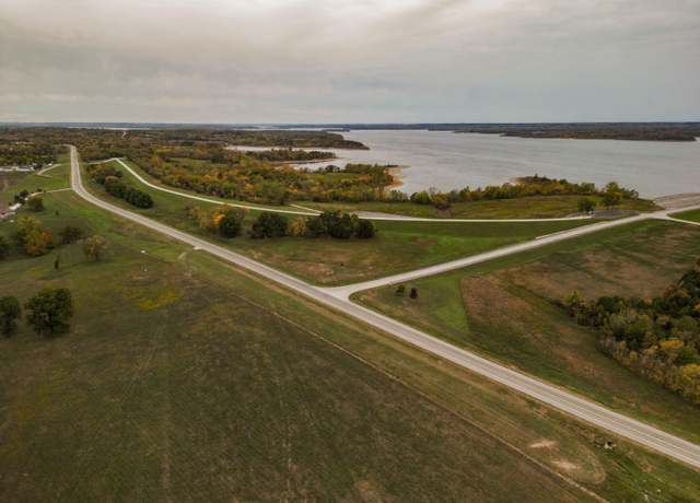 Property at 007 Highway 32, Stockton, MO 65785