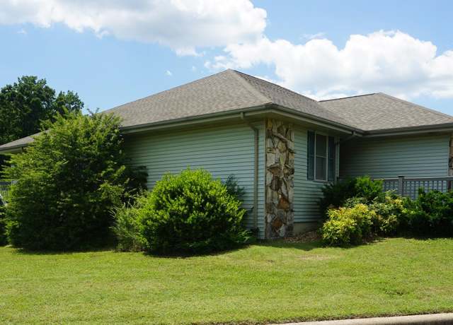 Property at 159 Buckingham Dr, Branson, MO 65616, 2 beds, 2 baths