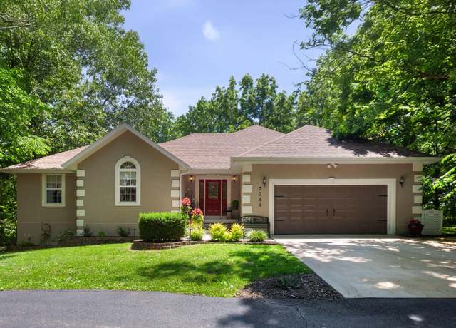 Property at 7740 Carl Ave, Springfield, MO 65802, 6 beds, 3.5 baths