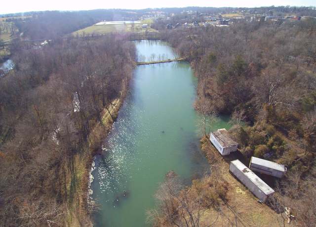 Property at 357a E Rolla St, Hartville, MO 65667