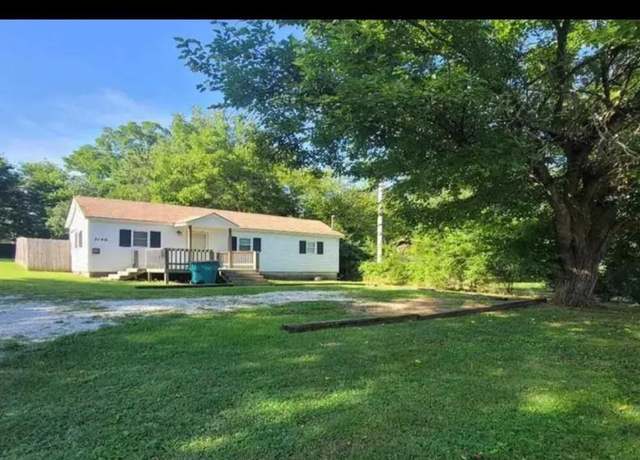 Property at 3156 W Mount Vernon Street St, Springfield, MO 65802, 1 bed, 1 bath