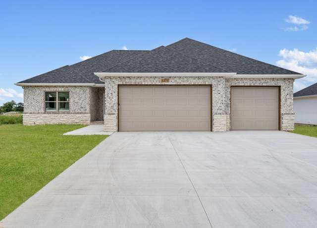 Property at 5273 Logan Dr, Battlefield, MO 65619, 3 beds, 2 baths