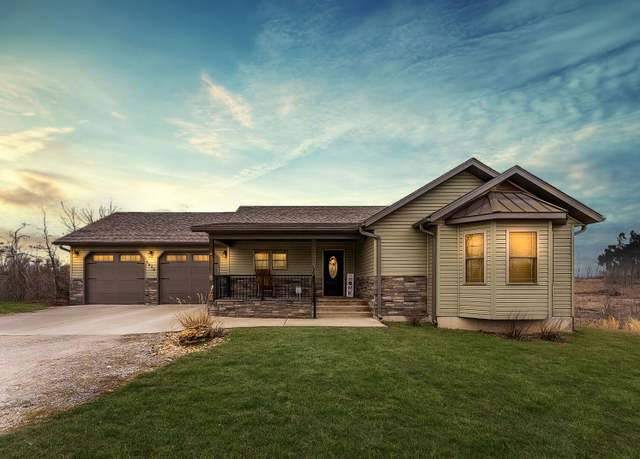 Property at 1278 Fox Circle Dr, Mountain View, MO 65548, 4 beds, 3 baths