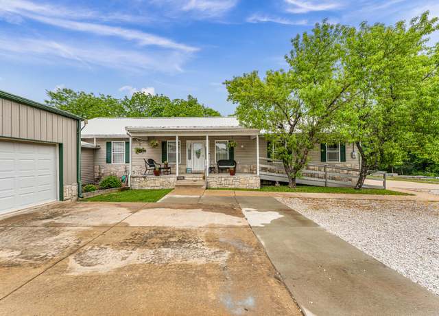 Property at 7222 N Farm Road 203, Strafford, MO 65757, 4 beds, 3 baths