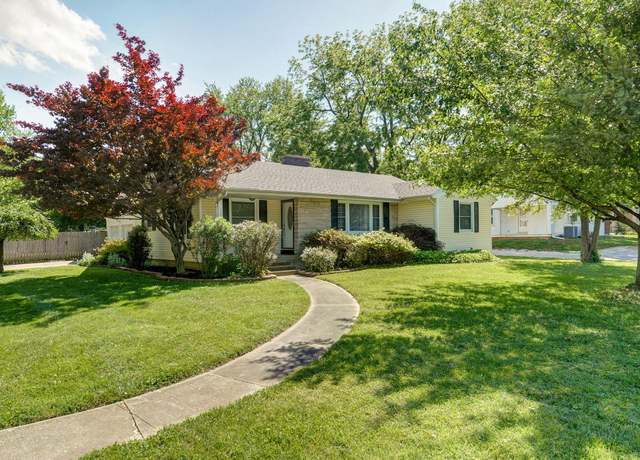 Property at 1054 E Sunshine St, Springfield, MO 65807, 3 beds, 1 bath