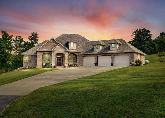 Property at 6700 W Farm Rd 10, Willard, MO 65781, 4 beds, 2.5 baths