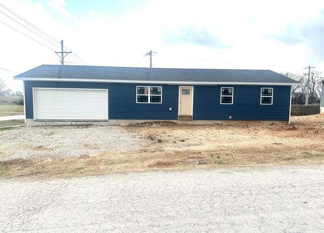 Property at 401 W Adamson St, Miller, MO 65707, 3 beds, 2 baths