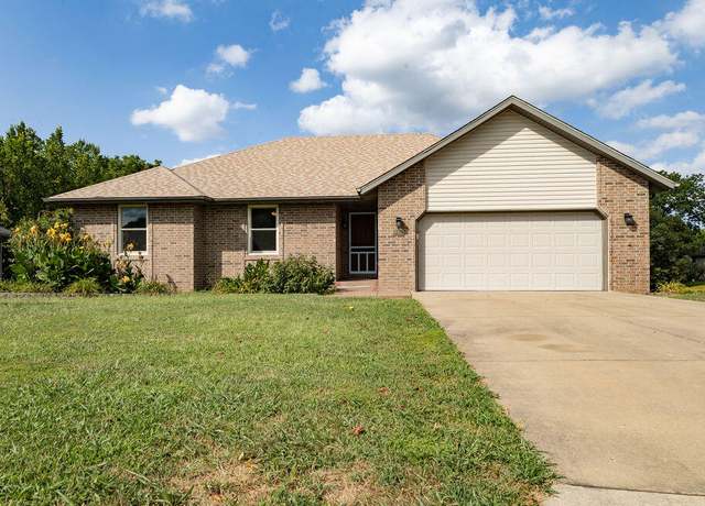Property at 4320 S Eldon Ave, Springfield, MO 65810, 4 beds, 3 baths