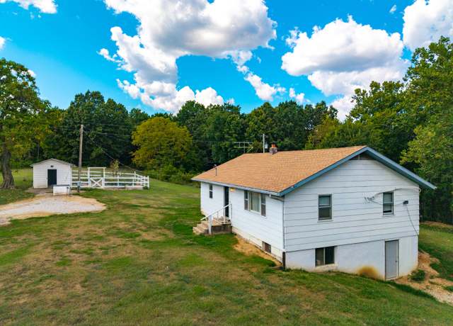 Property at 21525 State Highway P, Ava, MO 65608, 2 beds, 1.5 baths