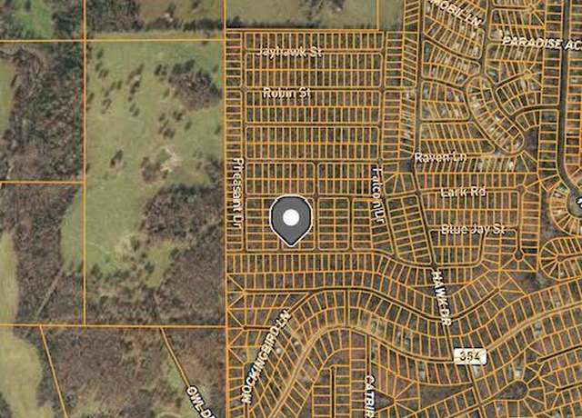 Property at 1003 Chickadee St, Horseshoe Bend, AR 72512