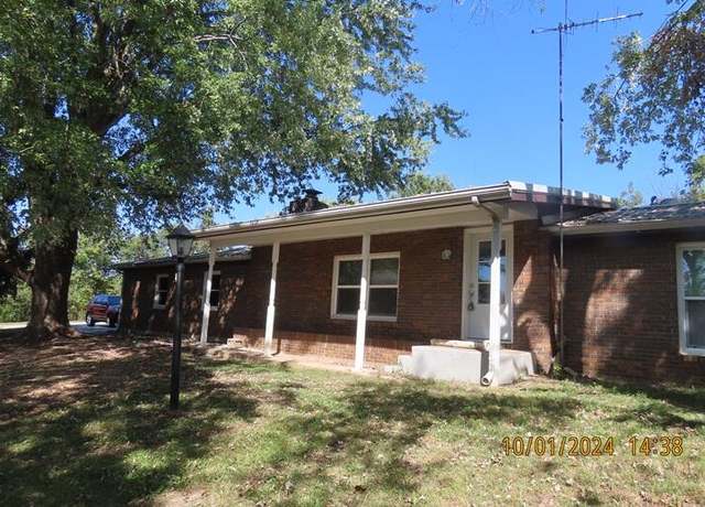 Property at 1504 S 14th Ave, Ozark, MO 65721, 3 beds, 1.5 baths