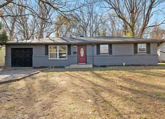 Property at 2952 E Southeast Cir, Springfield, MO 65802, 3 beds, 1 bath
