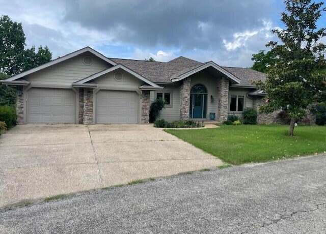 Property at 20 Redbud Ln, Kimberling, MO 65686, 4 beds, 3 baths