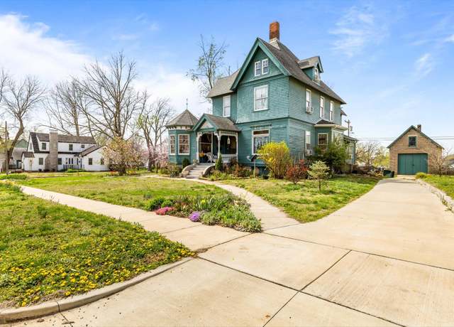 Property at 500 5th St, Monett, MO 65708, 5 beds, 3 baths