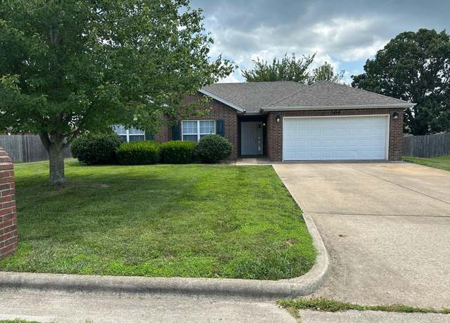 Property at 106 E Osage St, Strafford, MO 65757, 3 beds, 2 baths