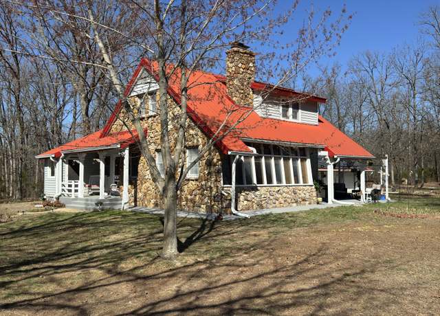 Property at 942 N Dade 131, Arcola, MO 65603, 4 beds, 2 baths