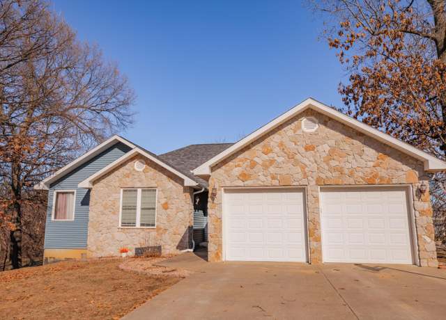 Property at 1103 Prescott Cir, Stockton, MO 65785, 4 beds, 3 baths