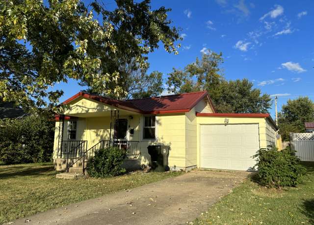 Property at 1012 S Madison Ave, Aurora, MO 65605, 2 beds, 1 bath