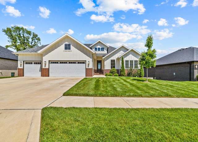 Property at 5988 S Holland Ave, Springfield, MO 65810, 5 beds, 3.5 baths