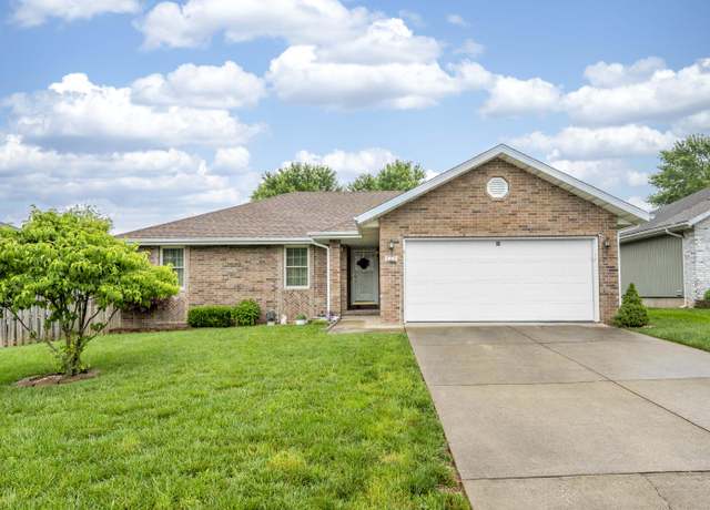Property at 202 N Harper Ave, Springfield, MO 65802, 3 beds, 2 baths