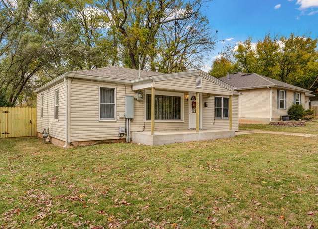Property at 549 S Hillcrest Ave, Springfield, MO 65802, 3 beds, 1 bath
