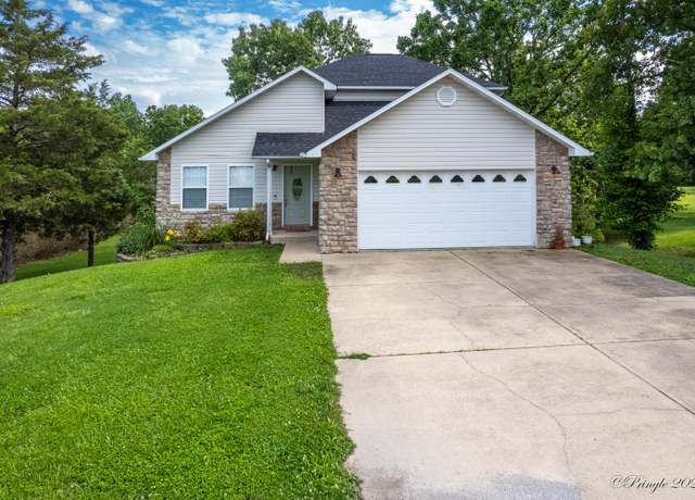 Property at 3304 Bob White Ln, West Plains, MO 65775, 3 beds, 3.5 baths