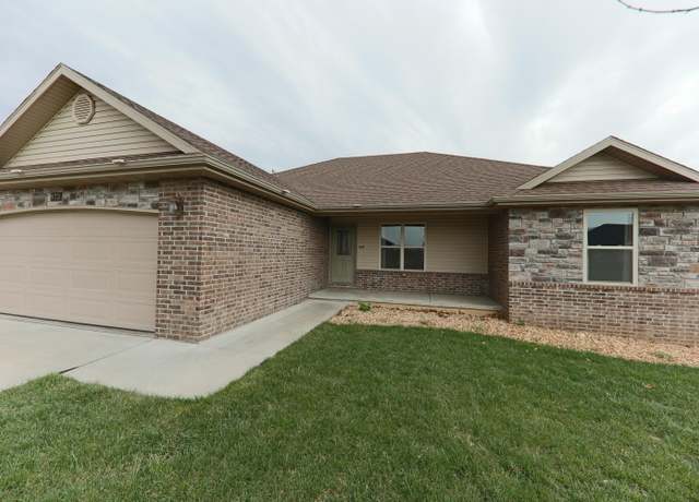 Property at 872 E Melton Rd, Ozark, MO 65721, 3 beds, 2 baths