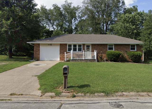 Property at 1911 E Kentwood St, Republic, MO 65738, 3 beds, 1 bath