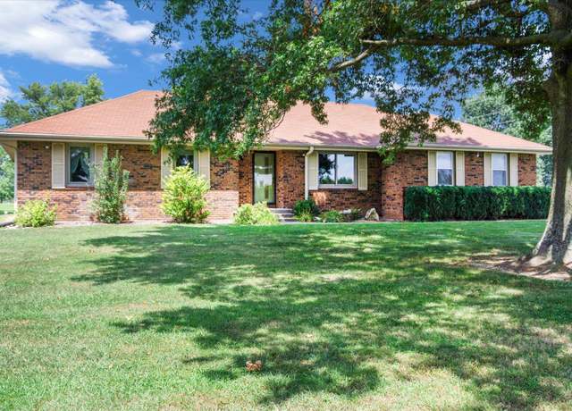 Property at 869 W Meadowview Dr, Nixa, MO 65714, 3 beds, 2.5 baths