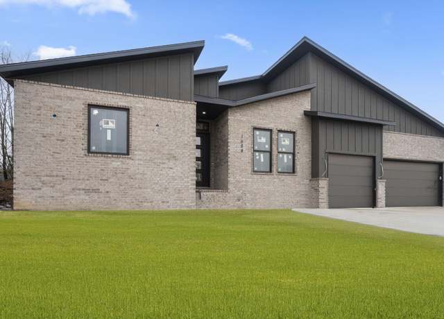 Property at 1688 E Cobblestone Dr, Ozark, MO 65721, 4 beds, 3 baths
