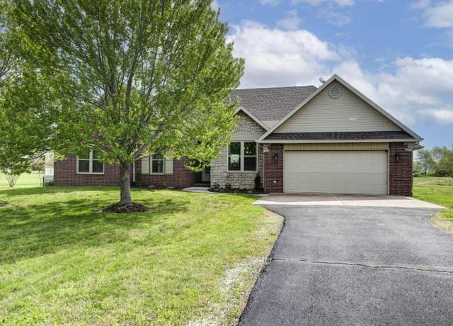 Property at 6540 S Farm Road 67, Republic, MO 65738, 4 beds, 2 baths