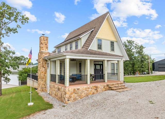 Property at 439 Mohican Ln, Lampe, MO 65681, 6 beds, 4 baths
