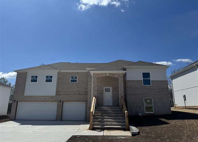 Property at 1404 E Command Ct, Nixa, MO 65714, 4 beds, 3 baths