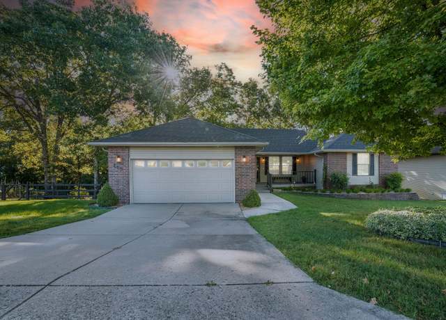 Property at 165 Meadow Ridge North Rdg, Branson, MO 65616, 5 beds, 3 baths