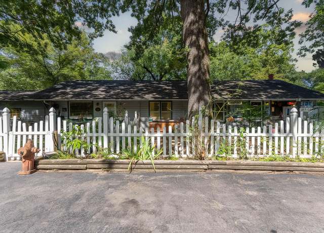 Property at 2325 Fout Rd, Gamaliel, AR 72537, 17 beds, 13 baths