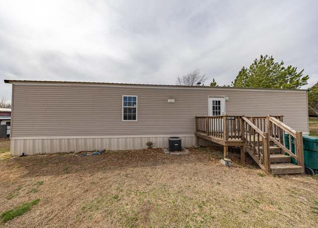 Property at 25730 Swan Ln, Urbana, MO 65767, 2 beds, 2 baths