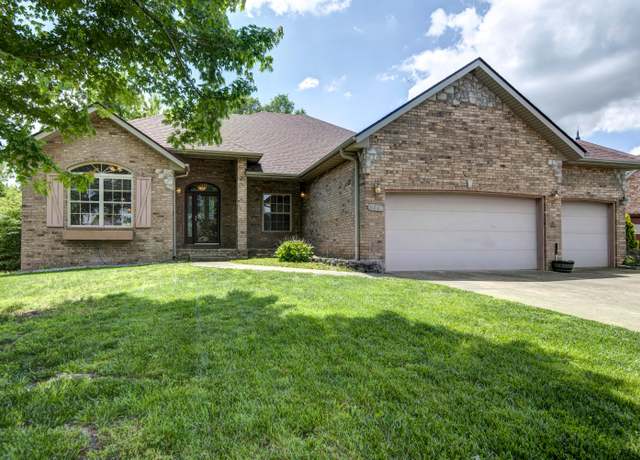 Property at 1214 Evington Ct, Springfield, MO 65803, 4 beds, 2 baths