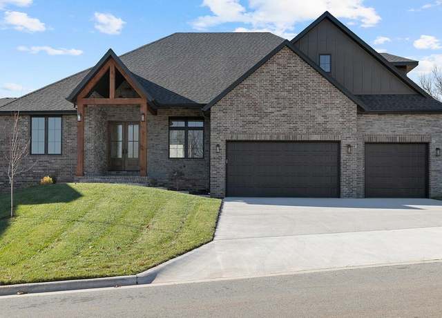 Property at 5913 S Clay Ave, Springfield, MO 65810, 5 beds, 3.5 baths