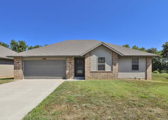 Property at 4533 W Tarkio St, Springfield, MO 65802, 3 beds, 2 baths