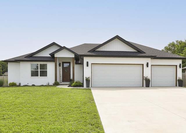 Property at 402 Coyote Pass Pass, Ash Grove, MO 65604, 4 beds, 2 baths