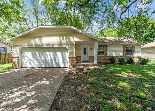 Property at 1311 W Crestview St, Springfield, MO 65807, 3 beds, 2 baths