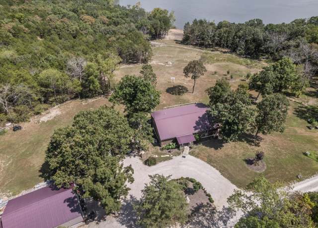 Property at 84 Owens Bluff Dr, Shell Knob, MO 65747, 3 beds, 2 baths