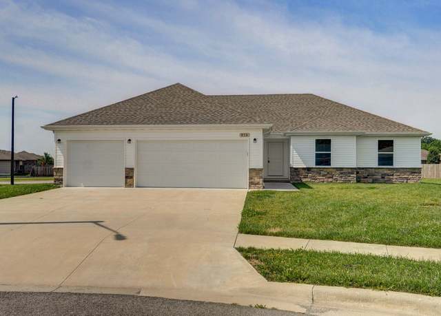 Property at 975 S Montpelier Ct, Republic, MO 65738, 4 beds, 2 baths