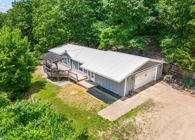 Property at 289 Rubys Rst Rst, Reeds Spring, MO 65737, 3 beds, 2 baths