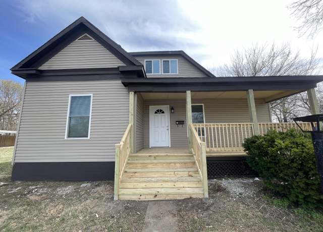 Property at 1202 N National Ave, Springfield, MO 65802, 5 beds, 2 baths