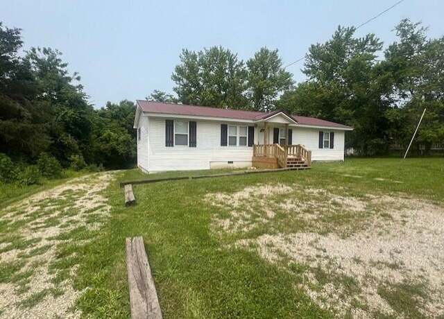 Property at 1217 Blair St, Cabool, MO 65689, 3 beds, 2 baths