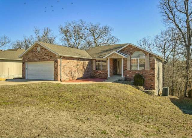 Property at 175 Mesquite Dr, Branson, MO 65616, 4 beds, 3 baths