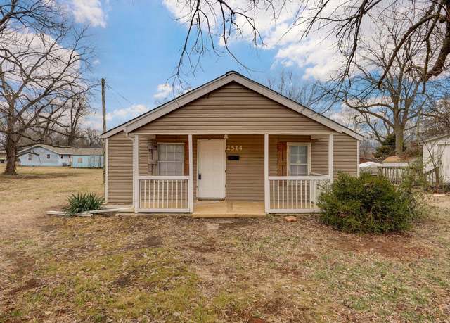 Property at 2514 W Monroe St, Springfield, MO 65802, 2 beds, 2 baths